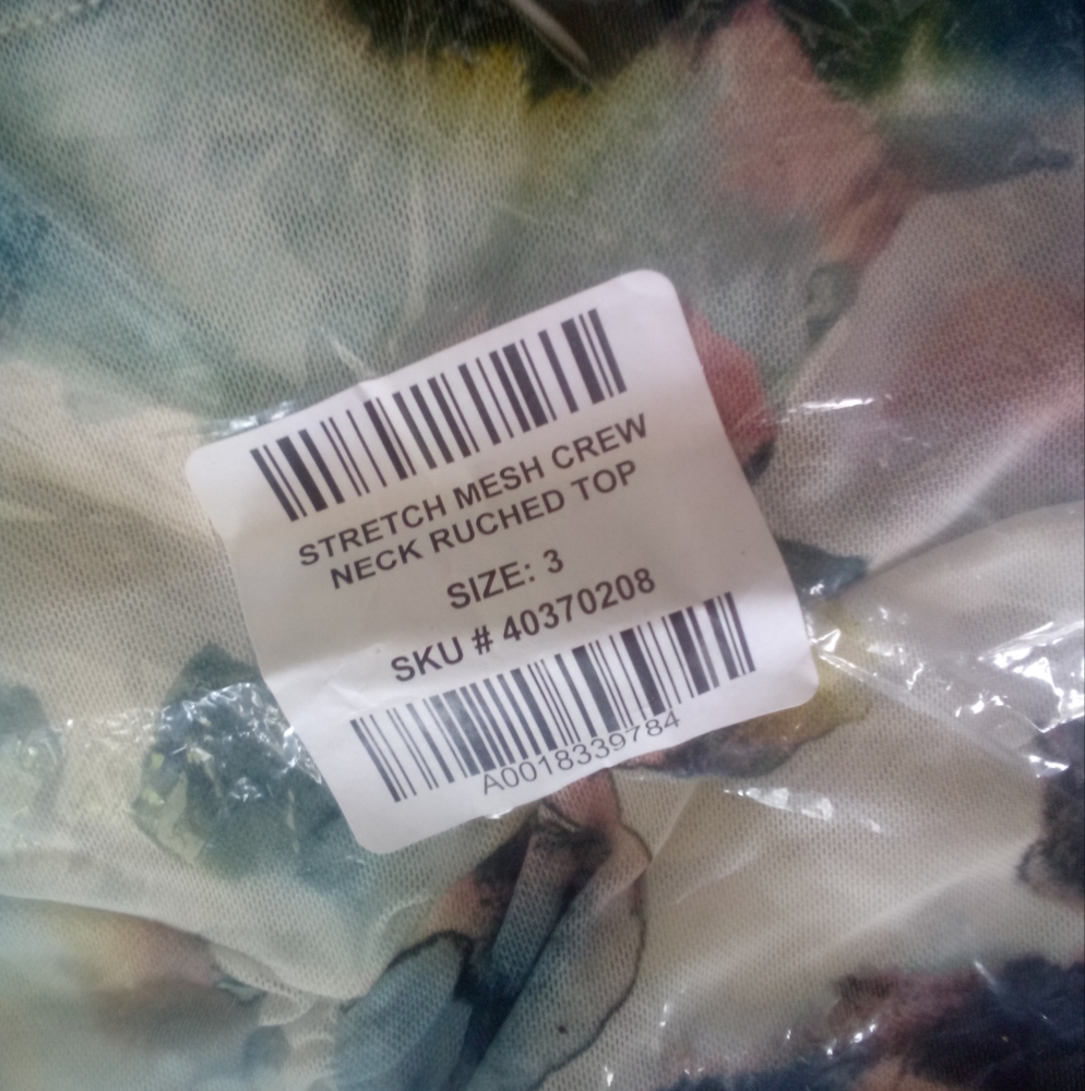 Torrid Floral Stretch Mesh Crew Neck Ruched Top 3X NEW IN PACKAGING - Picture 8 of 11